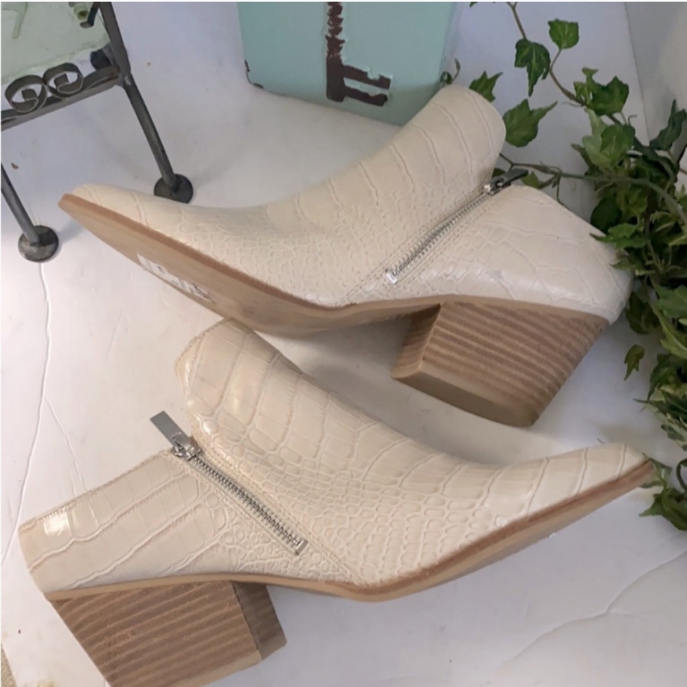 Dolce Vita EUC Croc-Embossed Mule. Size 11. - Picture 5 of 11
